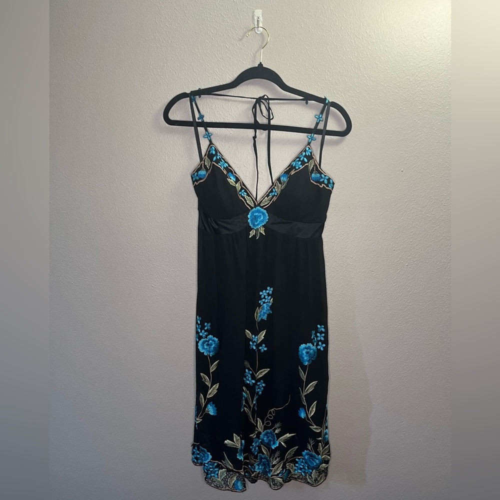 Sue Wong Vintage Black & Blue Flower Embroidery Dress 100% Silk Size 8